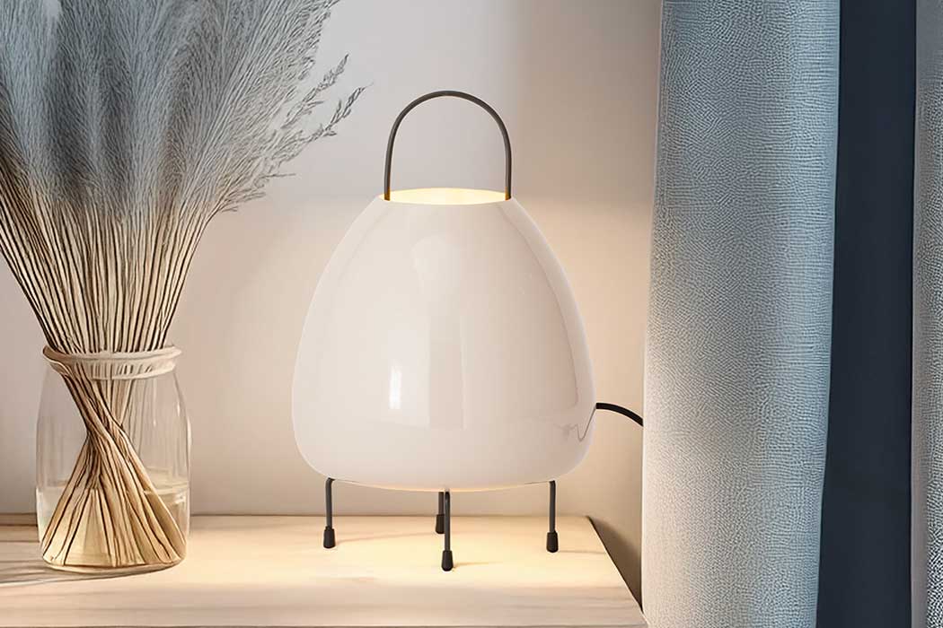 Linus Lamp Soft Ivory - Medium