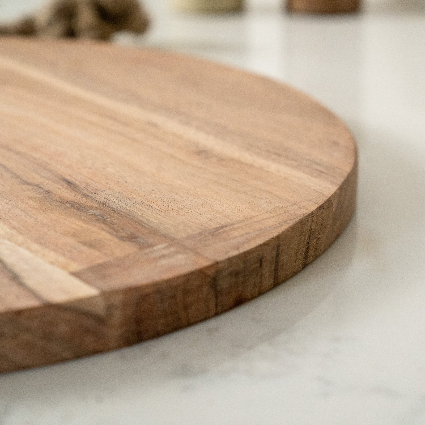 Hardwood Round Chopping Board with Rope Tie